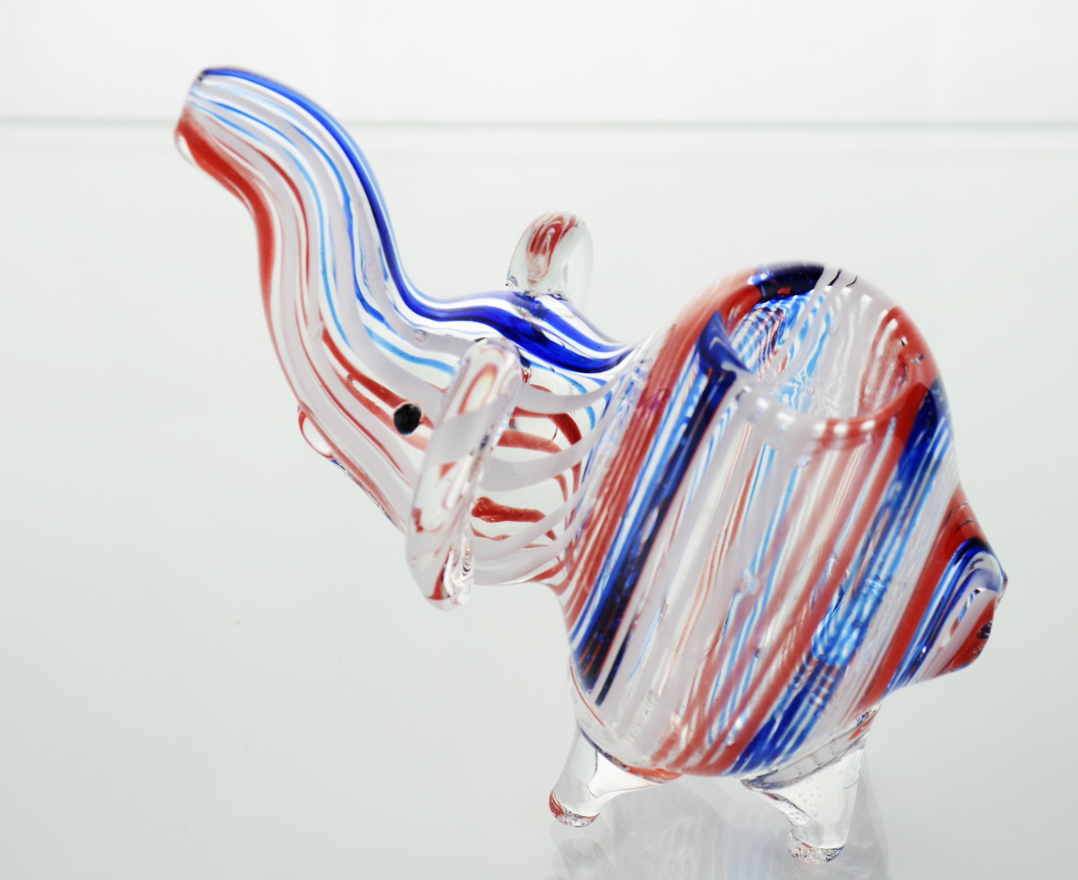 Artisan 4-inch Elephant Hand Pipe with Color Lining