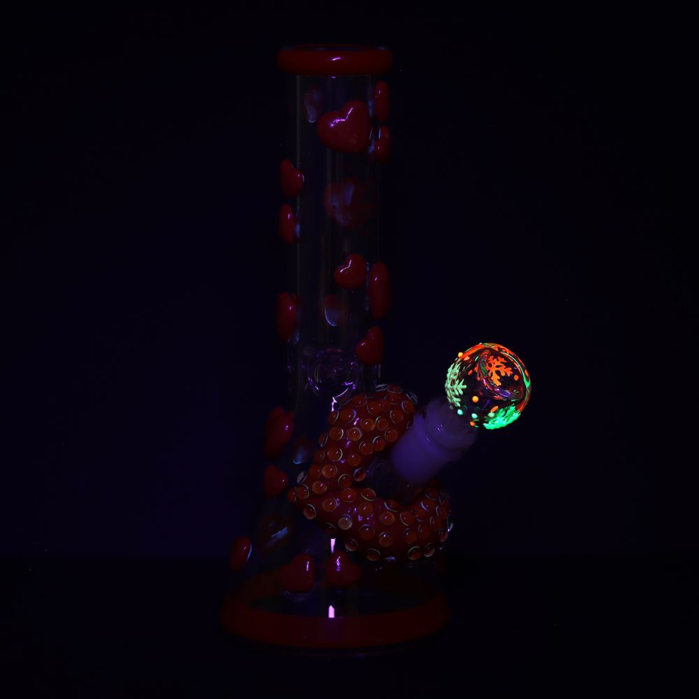 Kiss My Lips Glow Beaker Water Pipe