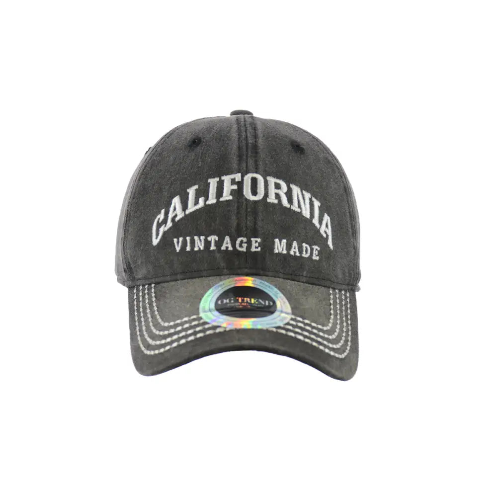 Gray baseball cap made from California Original Cotton with an adjustable cotton buckle