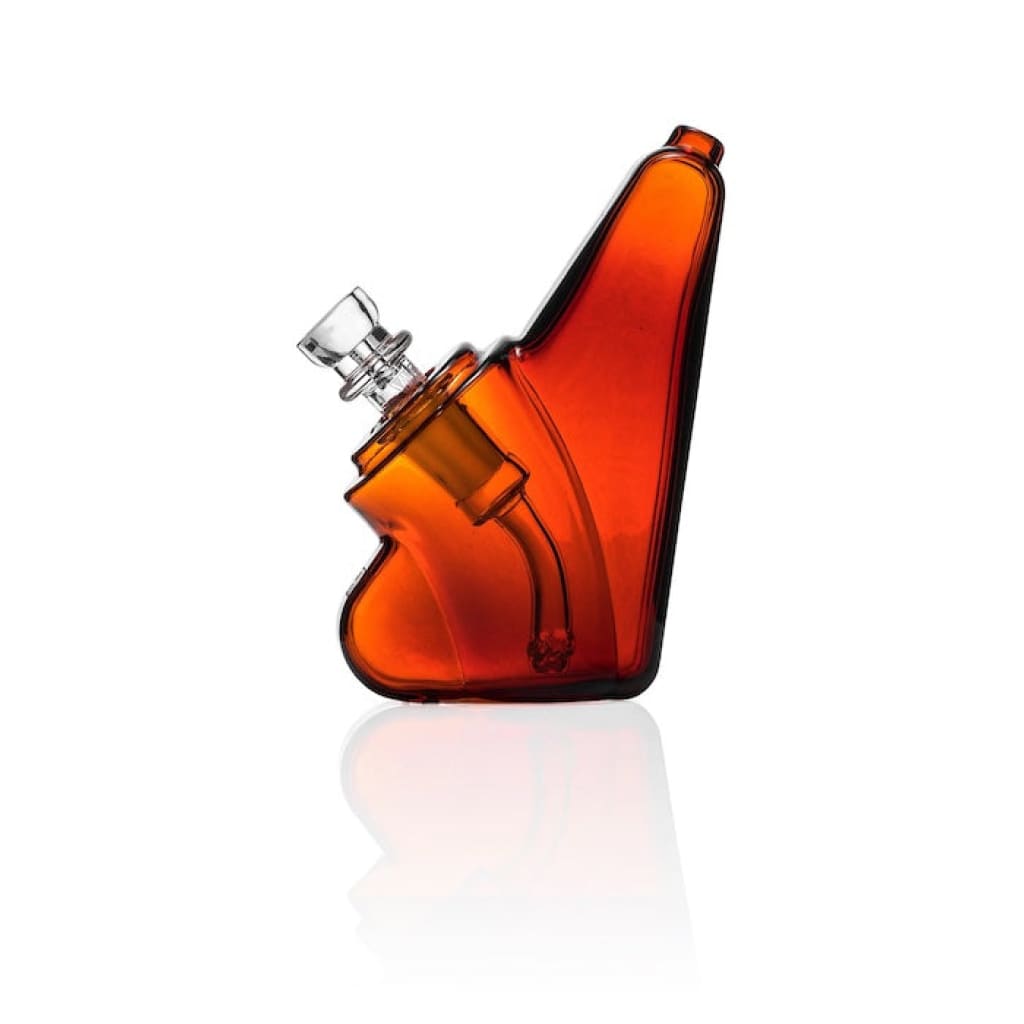 Grav wedge bubbler with ergonomic design: amber-colored glass bottle and clear stopper