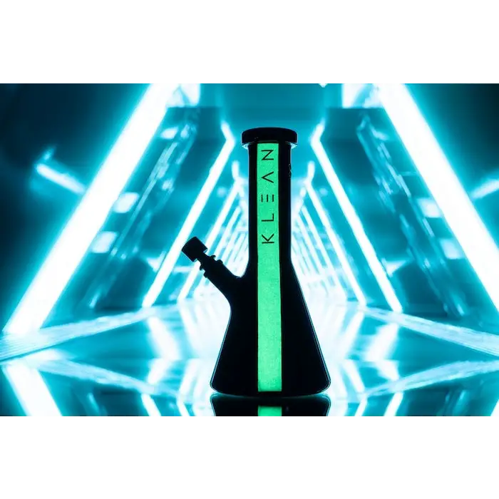 Klean Glass Heavy Duty Water Pipe in Klean Black Series with green stripe design