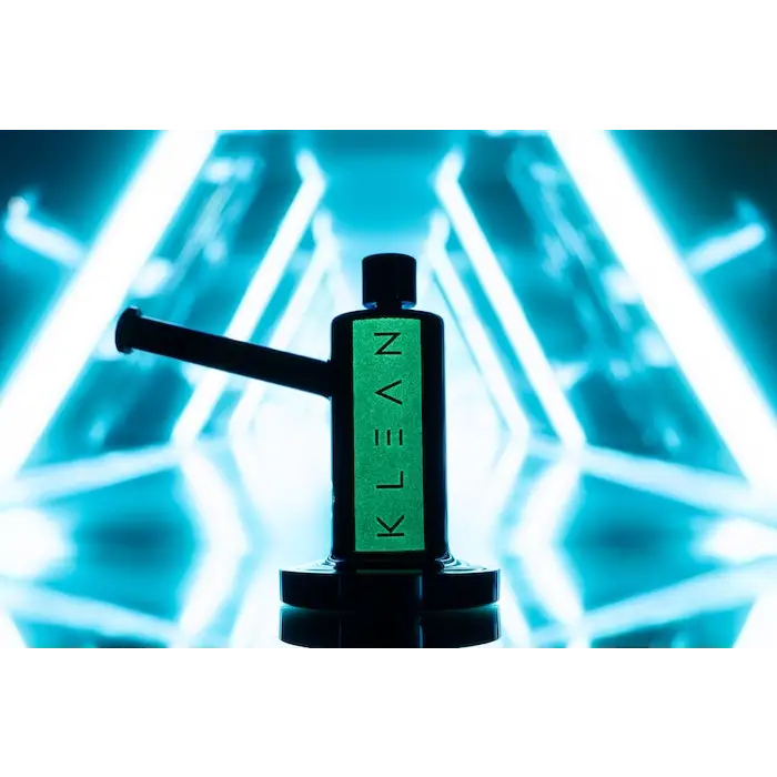 Klean Glass Heavy Duty Dab Rig featuring a sleek black liquid dispenser from Klean Black Series