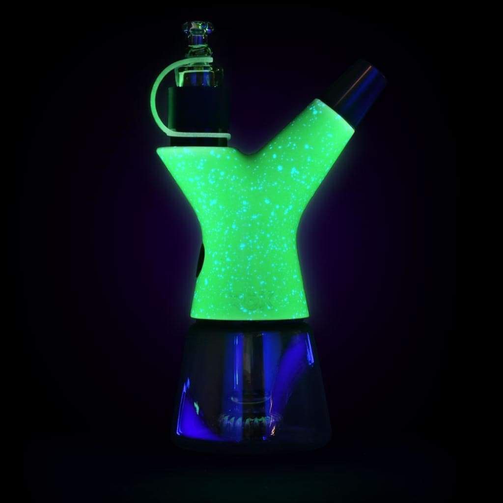 Glowing neon green hookah with blue base - Pulsar Rök Luna Glow Limited Edition Dab Rig Set