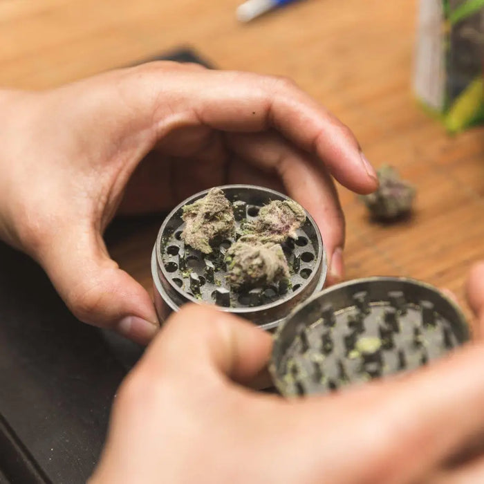 Smoking Prep: The Top Benefits of Using a Marijuana Grinder