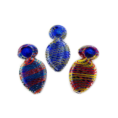Custom-pressed trap glass hand pipes with colorful pendants for smooth smoking benefits