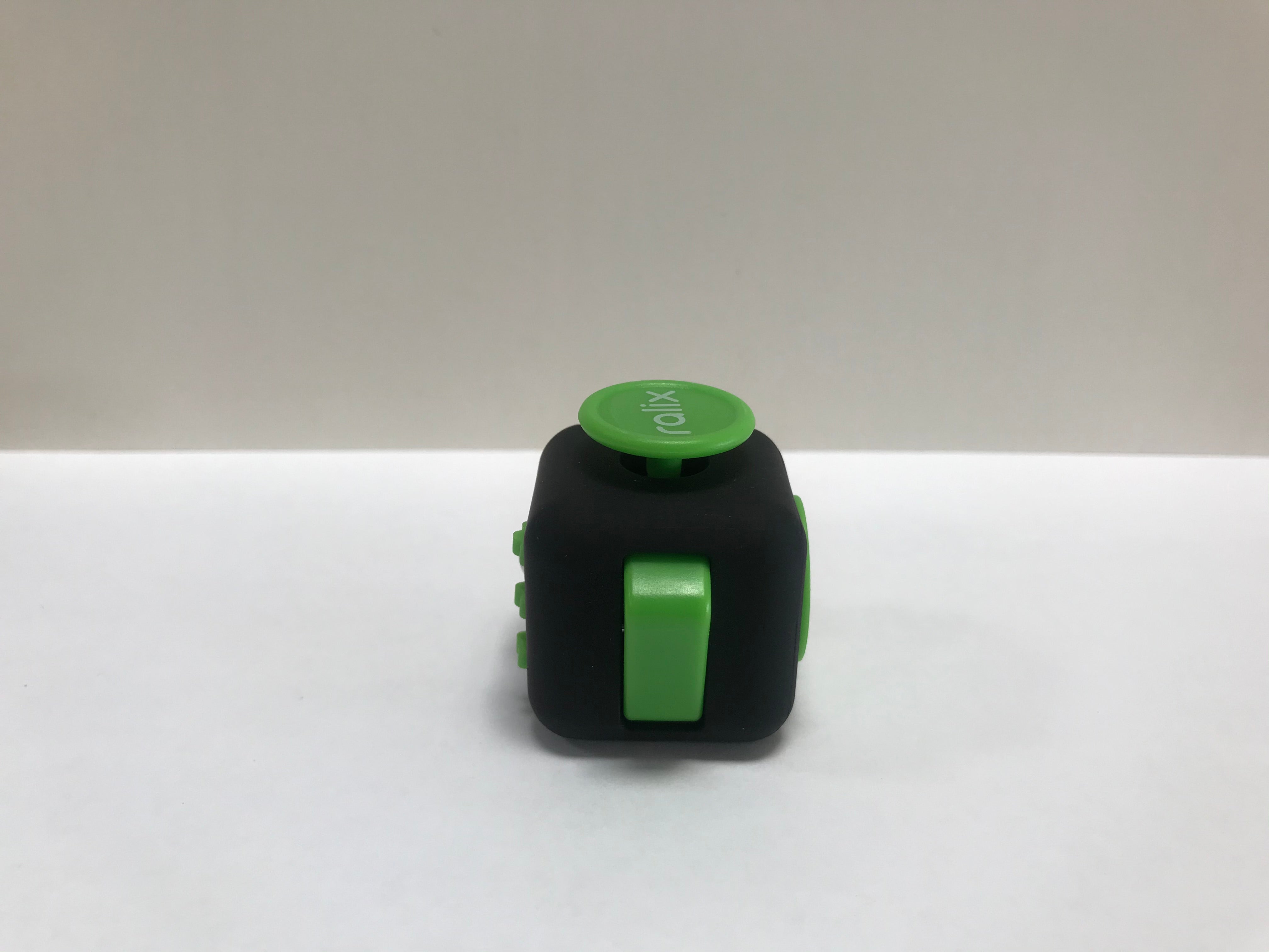 Premium Desk Fidget Cube for Focus & Calm