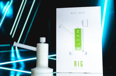 KLEAN Signature White Glass Dab Rig