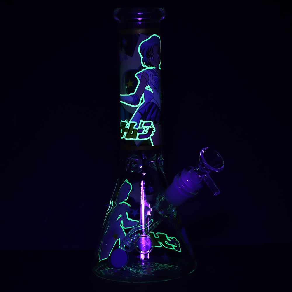 Anime Art Beaker Water Pipe - 10 Inch