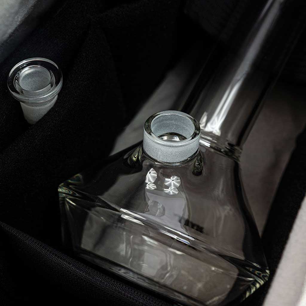 RYOT PRO-DUFFLE CARBON SERIES SMELL-PROOF BAG – image 9