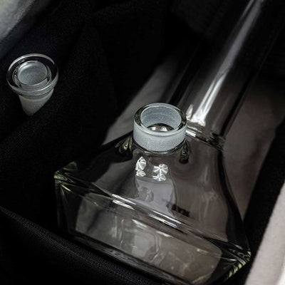 RYOT PRO-DUFFLE CARBON SERIES SMELL-PROOF BAG – image 9