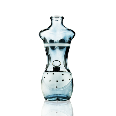 Elegant 8-Inch Sculpted Female Form Water Pipe