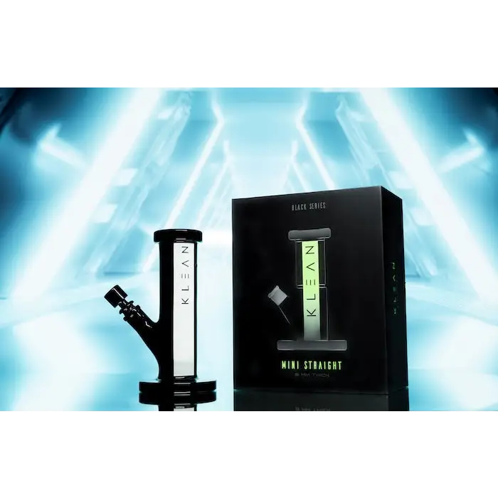 Black and white glass bong from Klean Black Series Heavy Duty Water Pipe collection