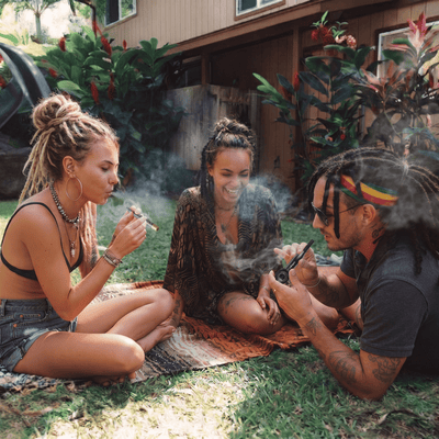 X7 - Smoke Filtering Smell Proof One-Hitter Pipe