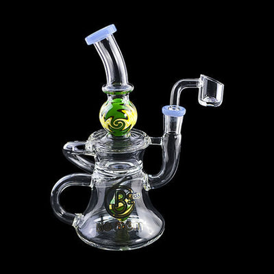 Lookah Biigo water pipe with green accents and multiple chambers for a stylish smoking experience