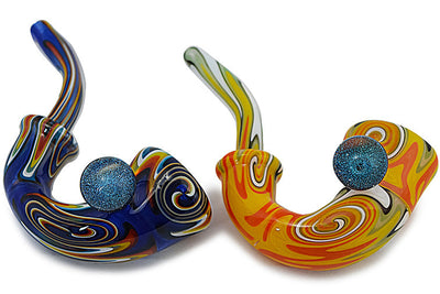 Vibrant Wig Wag Glass Sherlock Pipe