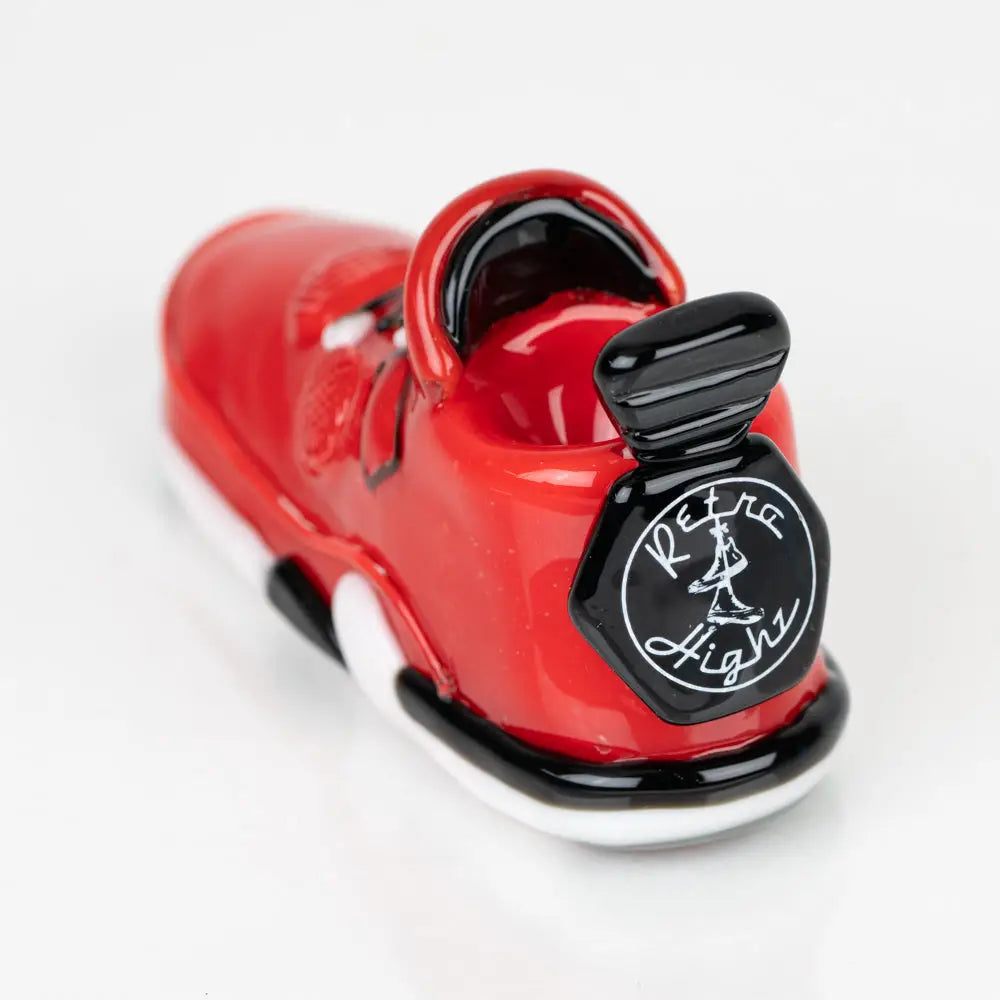Retro Highz red and black glass hand pipe with glossy shoe design