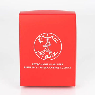 Red box with shoe logo for Retro Highz V2 Black, a stylish vaporizer accessory