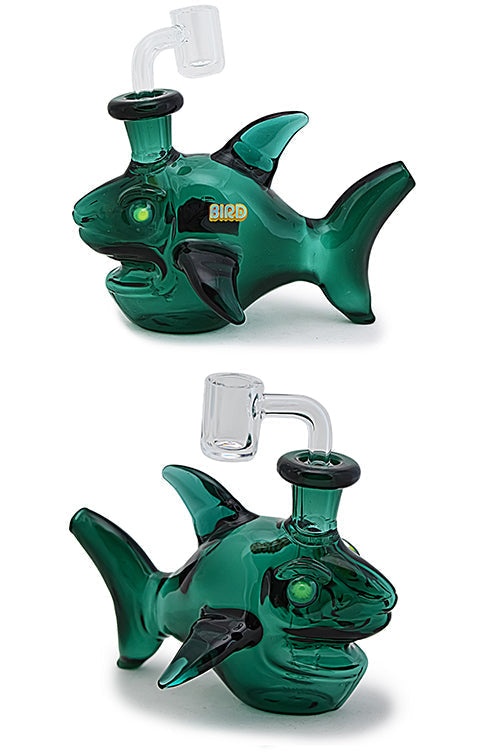 Distinctive Shark Dab Rig for Concentrates