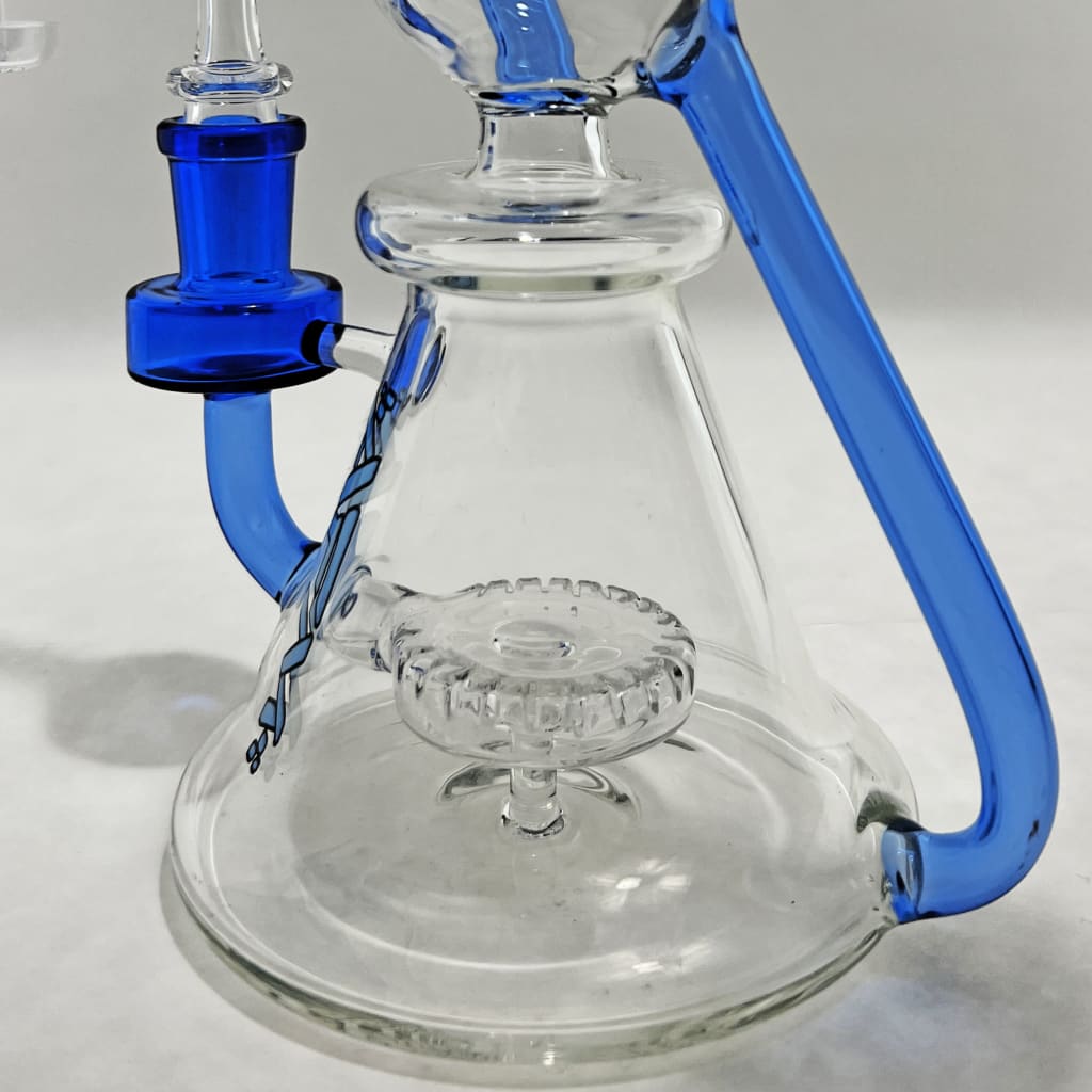 Afm Unicorn Recycler: Clear glass bong with blue accents, etched designs for unique dry herb