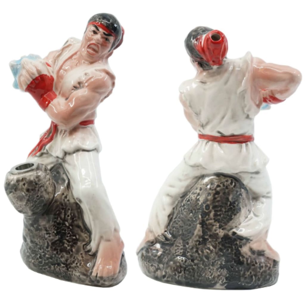 Ceramic Water Pipe Fighter with two martial arts fighter figurines, high quality pipe fighter