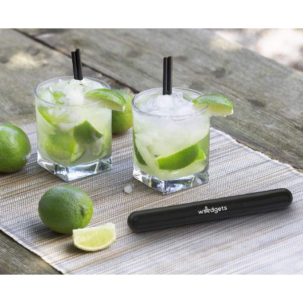 Refresh with mojitos and relax with our Aluminum Doob Tube Weed Pipe and fresh limes