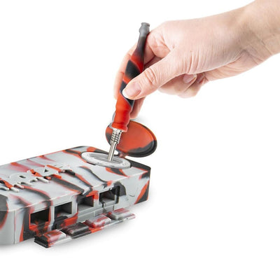 Screwdriver with interchangeable bits for a nice clean dab in the Ooze Slugger product