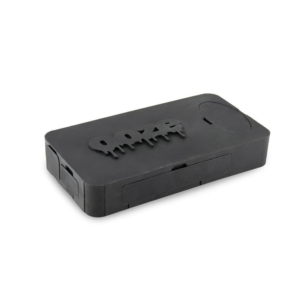 Black rectangular HooToo device for a nice clean dab during travel