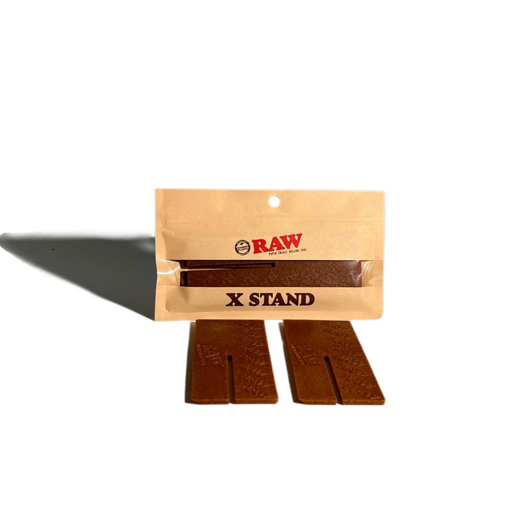 Eco-friendly RAW brand X STAND packaging with rolling tool in easy fill position stands