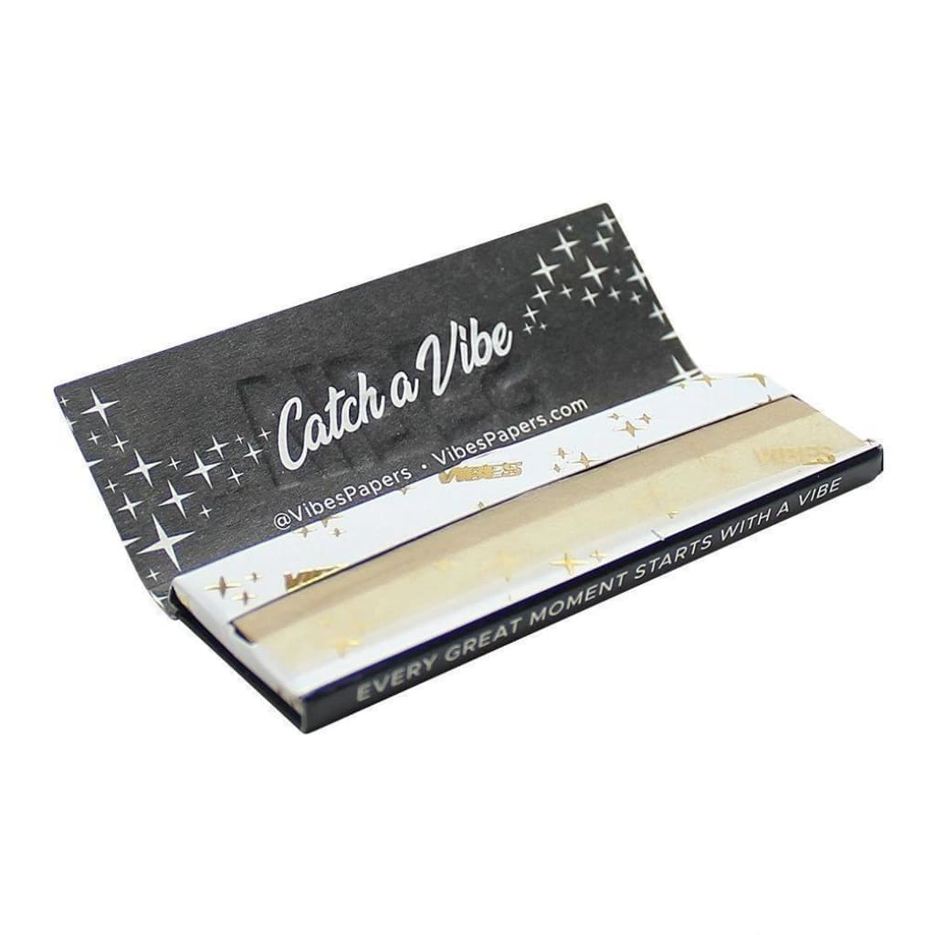 Vibes rolling papers booklet with ’Catch a Vibe’ branding for dry herbs